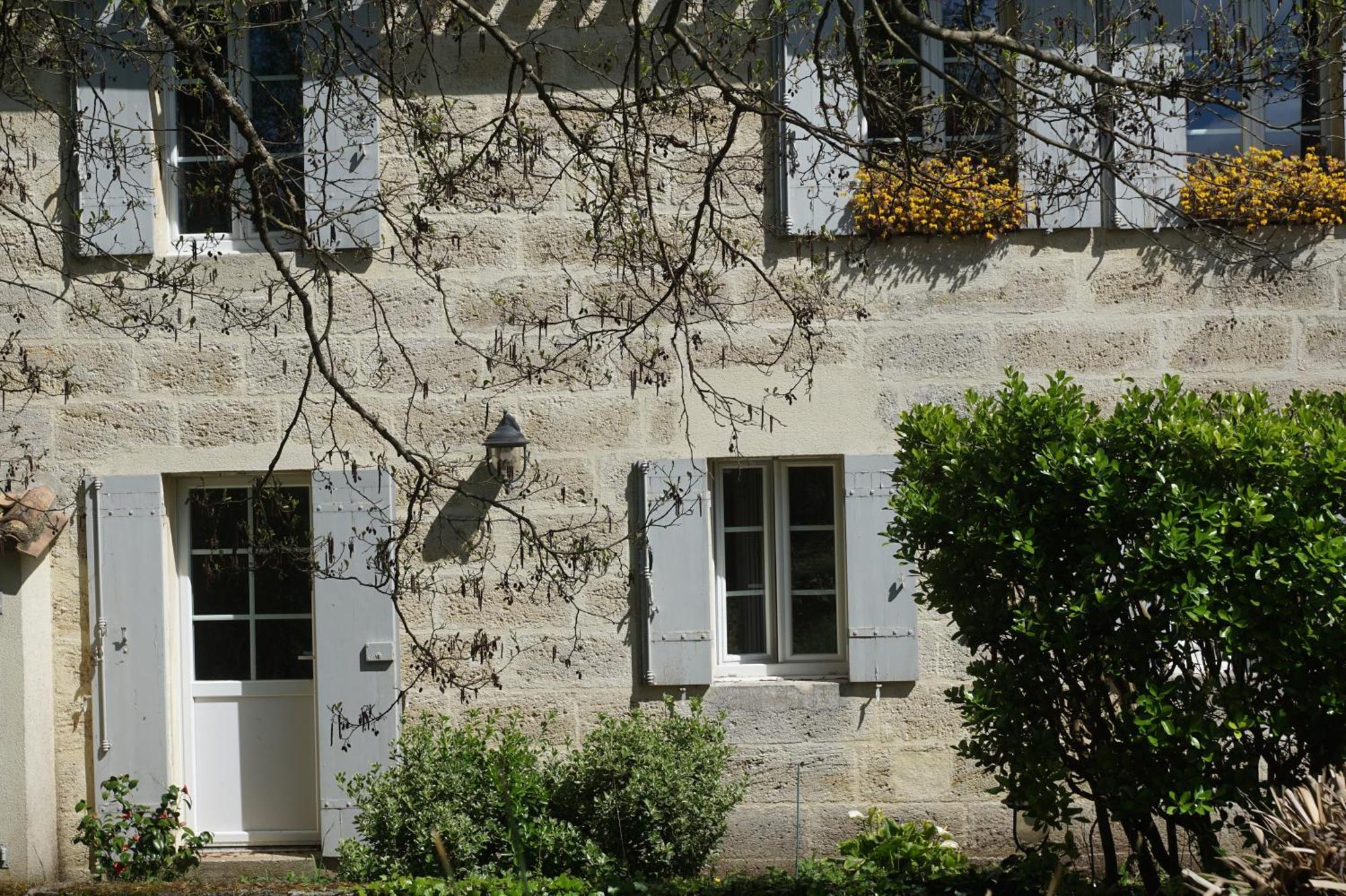 ホテル Moulin Notre Dame Saint-Genès-de-Castillon エクステリア 写真