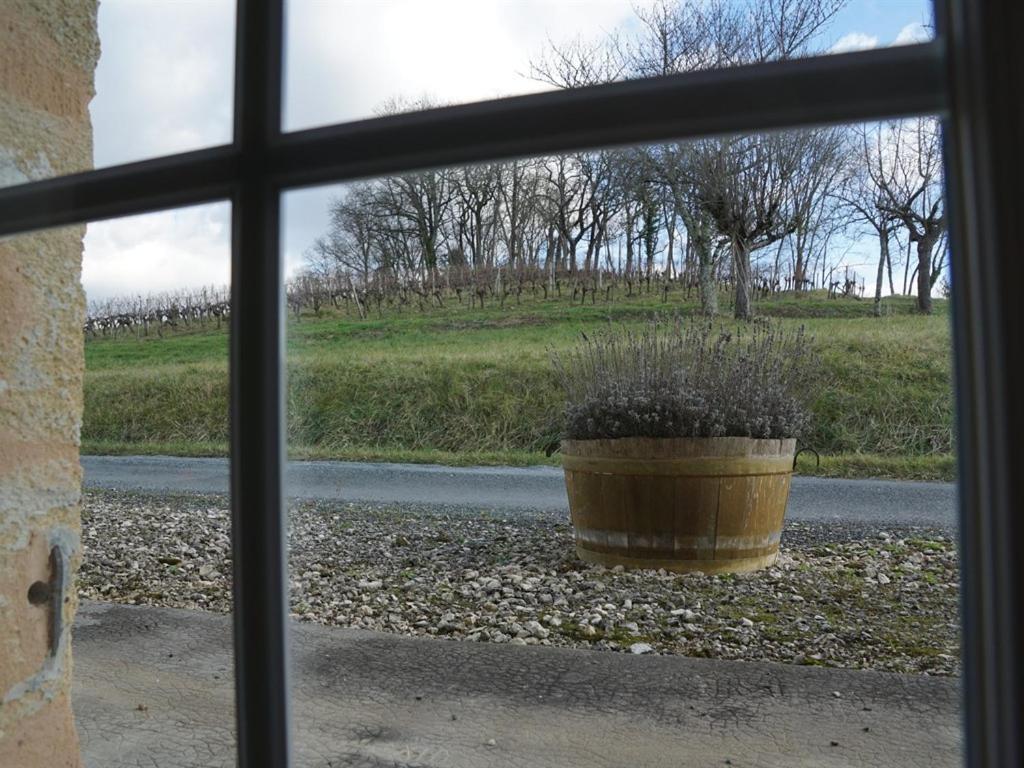 ホテル Moulin Notre Dame Saint-Genès-de-Castillon 部屋 写真